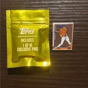 2025 Topps Update Super Box Exclusive Pin - Cam Smith Rookie Houston Astros